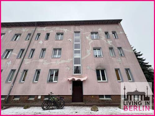 Hausansicht - Helle und ruhige 2-Zimmer-Wohnung in Weißensee - befristet!