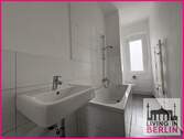 Badezimmer - Etagenwohnung mit 54,50 m&sup2; in Berlin zur Miete