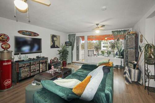 Wohnzimmer - Etagenwohnung mit 86,30 m&sup2; in Fürstenfeldbruck zum Kaufen