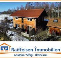 Familienglück mit großem Grundstück in sonniger Rand-Aussichtslage - Waldkirchen Oberleinbach