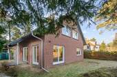 Vorderansicht Haus - 