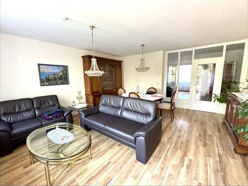 Wohn- und Esszimmer - 