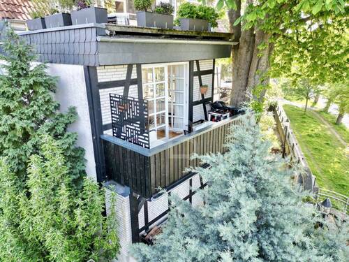 Balkon im Grünen - 4 Zimmer Etagenwohnung in Köln