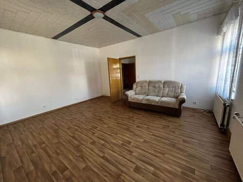  Erdgeschoß Wohnzimmer - 