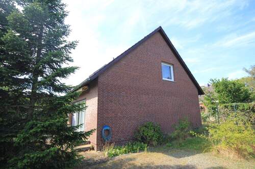 Gartenansicht - 6 Zimmer Einfamilienhaus in Verden