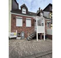 Modernisiertes EFH mit sep. kleiner 1 Zimmer-Bad-Wohnung in Sbr. - Jägersfreude zu verkaufen - Saarbrücken Dudweiler