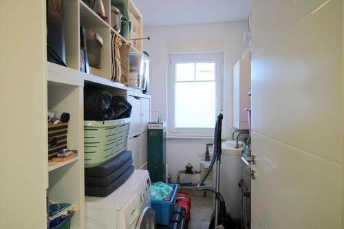 praktischer Hauswirtschaftsraum - 