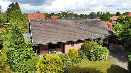Hausansicht - 6 Zimmer Einfamilienhaus in Gnarrenburg
