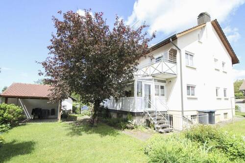 Außen Garten hinten - Bezugfreies Zweifamilienhaus mit Top-Potenzial in Tettnang-Laimnau!