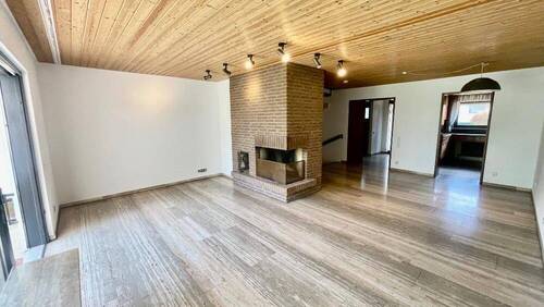Bild 4 - Mehrfamilienhaus, Wohnhaus mit 143,00 m&sup2; in Böblingen zum Kaufen