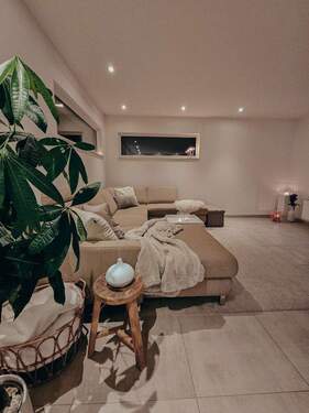 Wohnen - Modernes, schönes Einfamilienhaus, mit Blick ins Grüne in Weil der Stadt