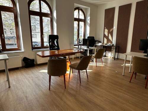 Schreibtischplätze (Monat) - Büro zur Miete in Magdeburg