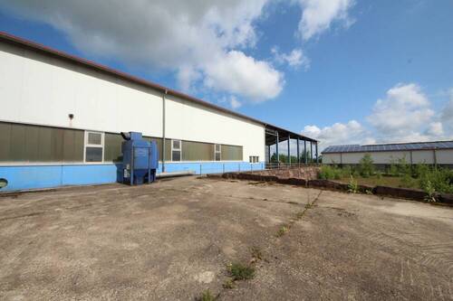 Halle 1 mit Außenlager 2 - 