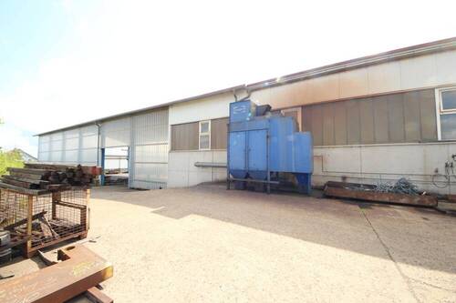 Halle 1 mit Außenlager 2 - 