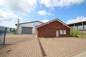 Halle 4 mit Büro - 