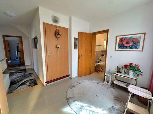 Diele - 4 Zimmer Doppelhaushälfte zum Kaufen in Prädikow