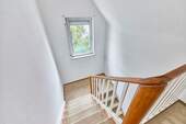 Treppe zwischen EG und OG - 