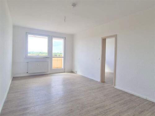 Wohnzimmer - Etagenwohnung mit 72,20 m&sup2; in Wittgensdorf zur Miete