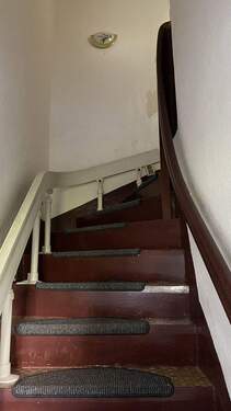 EG - Flur Treppenaufgang - 