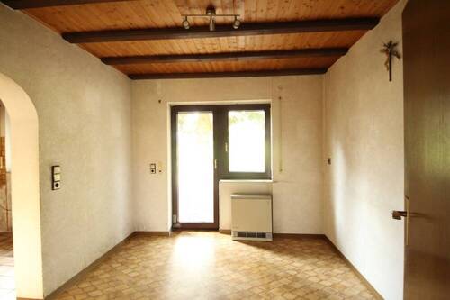 Esszimmer mit Zugang Grundstück - 