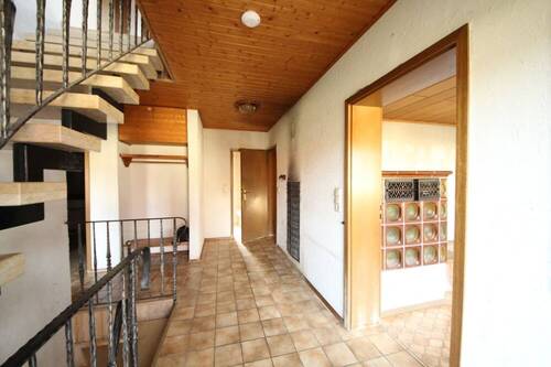 Treppenhaus/Flur - 