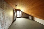 Zimmer 2 Dachgeschoss - 