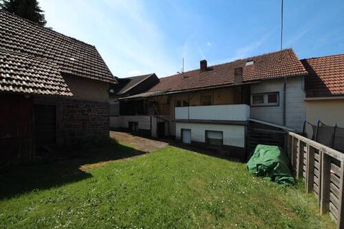 Ansicht Nebengebäude u. Altbau - 