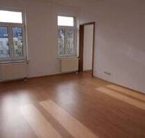 Lichtdurchflutete Zimmer* im 2.OG* zum TOP-Mietpreis* Schloßchemnitz*