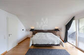 Hauptschlafzimmer mit Balkon - 
