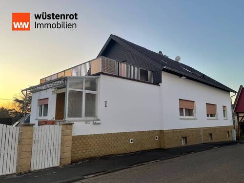 Wohnhaus - 6 Zimmer Einfamilienhaus zum Kaufen in Reichelsheim / Blofeld