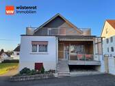 Wohnhaus-Seitenansicht - Einfamilienhaus mit 182,00 m² in Reichelsheim / Blofeld zum Kaufen