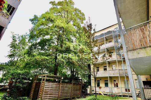 Innenhof - Etagenwohnung mit 63,70 m² in Leipzig / Leipzig Südvorstadt zum Kaufen