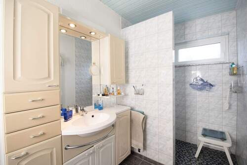 Badezimmer, - 