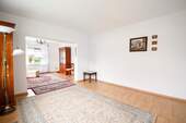 Wohn- und Esszimmer - 