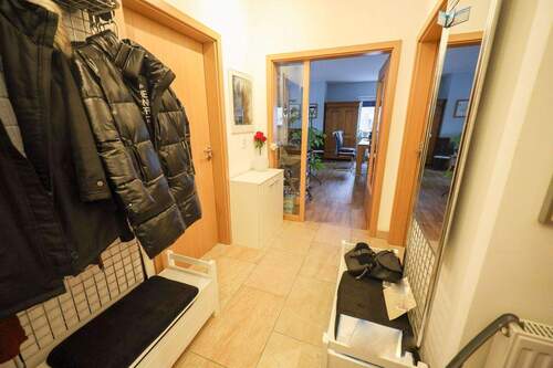 99e6b898-1455-46df-9d81-58d717851d66 - 