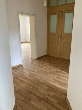 Eingangsbereich/Flur - 3 Zimmer Etagenwohnung in Chemnitz