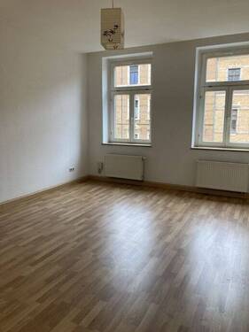 Zimmer 2 - 