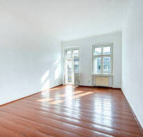 Sonnige Balkonwohnung in Friedrichshain: BEZUGSFREIE 2-Zimmer-Gründerzeit-Wohnung + PROVISIONSFREI - Berlin