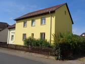 Hausansicht von der Straße - 
