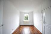 Zimmer 2 - 