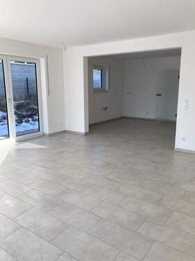 Küche - 5 Zimmer Reihenendhaus zur Miete in Donaustauf