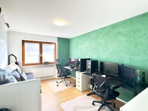 Kinderzimmer / Arbeitszimmer - 