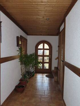 IMG_4166.jpg - Liebevoll modernisiertes Wohnhaus mit Gewerbeeinheit und Garten in Zeulenroda zu verkaufen