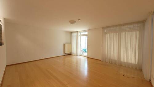 B25C_Wohnzimmer.jpg - 5 Zimmer Reihenendhaus zum Kaufen in Löffingen