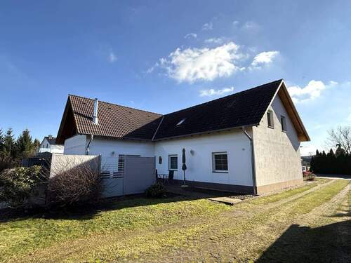 Objektgiebelansicht - 7 Zimmer Einfamilienhaus in Muldestausee