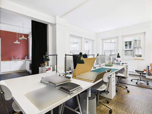 Offene Bürofläche - Hochparterre - Büro in Stuttgart