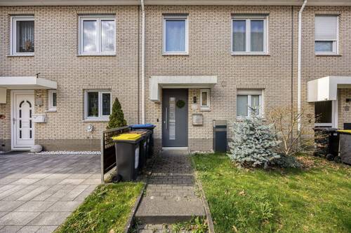 Ansicht Hauseingang - Reihenmittelhaus mit 115,00 m&sup2; in Castrop-Rauxel zum Kaufen