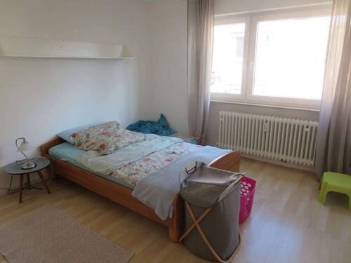 geräumiges Schlafzimmer - 