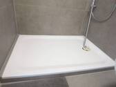 große, rutschfeste Dusche aus Stahl - 