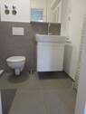 hochmodernes Bad mit Spiegelschrank/Unterschrank - 